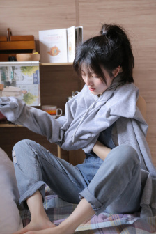 进去插几下就射